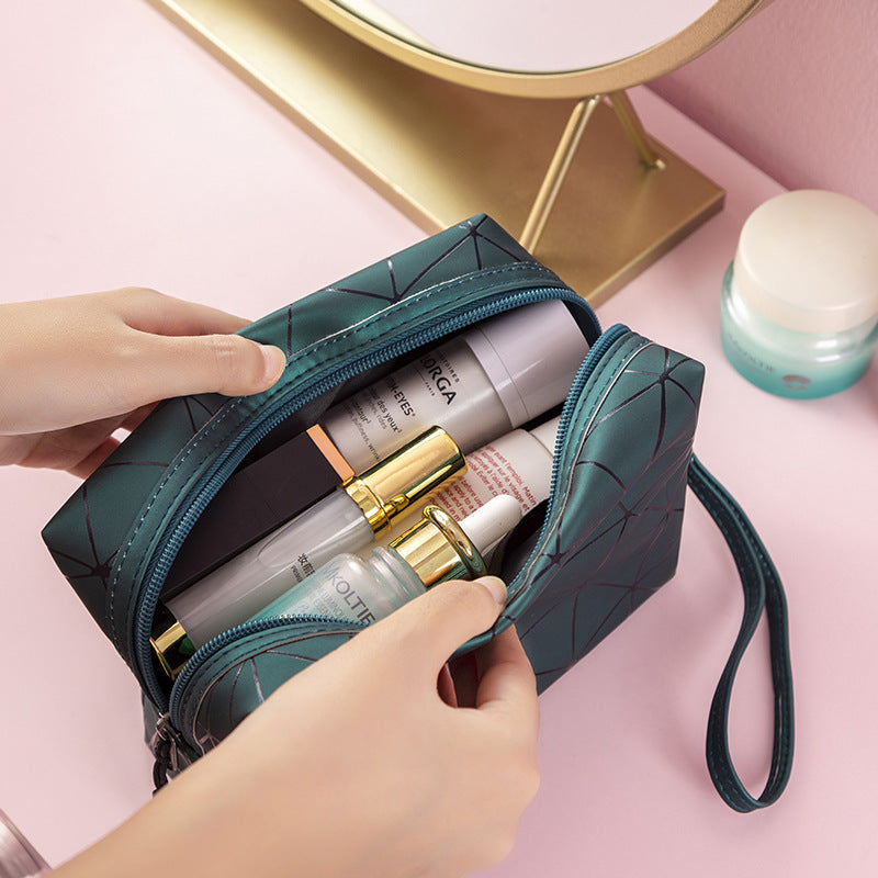 Kosmetiktasche mit diamantförmigem Design