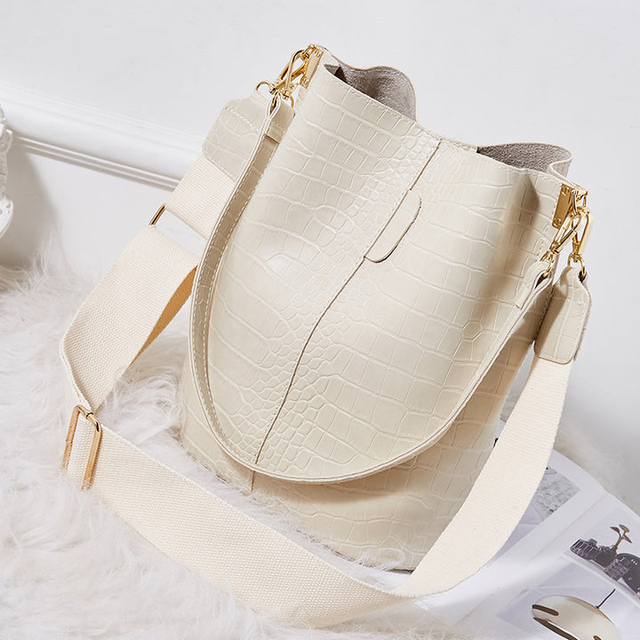 Wide Shoulder Strap Leather Shoulder Bag